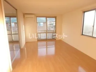 シャーメゾン西泉 A棟【2階】の居間