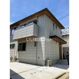 神奈川県横浜市保土ヶ谷区東川島町【一戸建】の外観