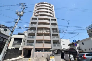 シャトー日興【7階】の外観