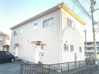 初生町テラスハウスの外観