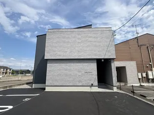 LAPIS CORAL【1階】の外観