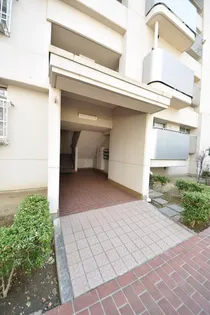 ポートアイランド住宅48号棟【2階】の外観