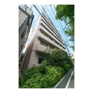 東京都北区西が丘3【マンション】の外観