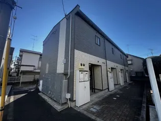 レオパレスシルフィ【2階】の外観