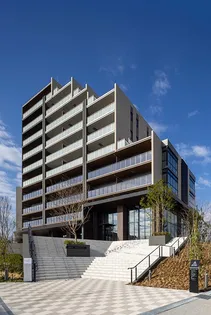 グレーシア横浜??市場【2階】の外観