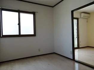 セフィーラタウン【1階】の居間