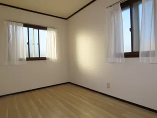 セフィーラタウン【1階】の居間