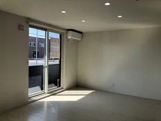 アランジェZ【2階】の居間