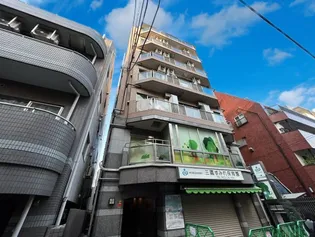 三鷹ライトマンション【4階】の外観