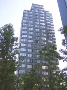 東京都新宿区西五軒町【マンション】の外観