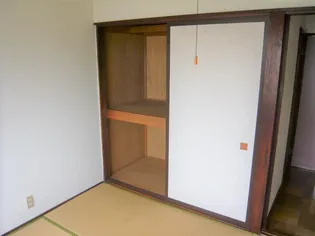 サンコーポ三輪【1階】の内装