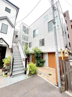 ハウス・カメアリ【3階】の外観