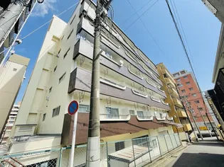 反町マンション【7階】の外観