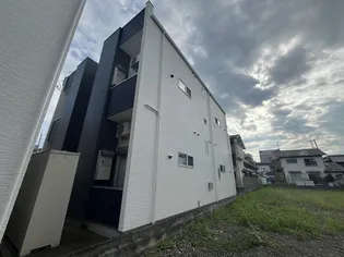 QUONS RECESSの画像