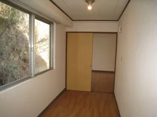 二葉コーポラスB棟【3階】の内装