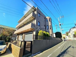 レジデンス等々力【1階】の外観