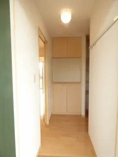 シャーメゾンマリネス【1階】の玄関