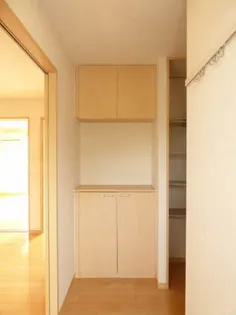 シャーメゾンマリネス【1階】の玄関