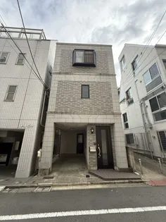 東京都新宿区愛住町【一戸建】の外観