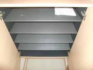 リビングタウン藤江【1階】の玄関