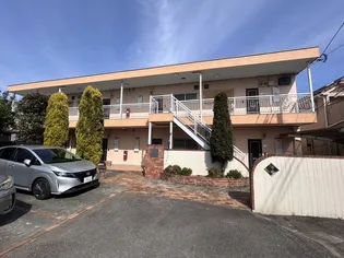 メイプルヒルズ【2階】の外観