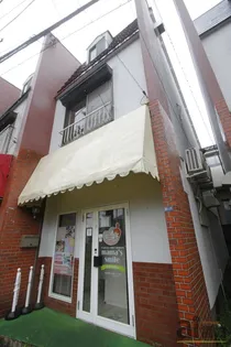 東京都小金井市本町5【一戸建】の外観