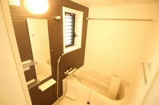 東京都中野区中野3【マンション】の外観
