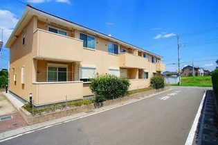 埼玉県日高市武蔵高萩1【アパート】の外観