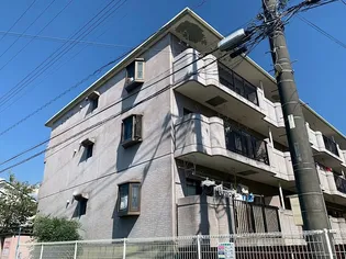 エスティアの画像