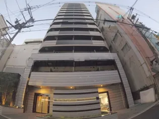 ファーストフィオーレ東梅田【8階】の外観