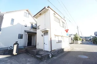 玉利アパートの画像