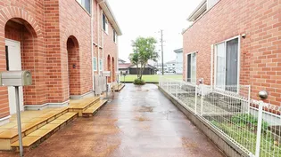 フロイデ弐番館の外観