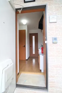 ハイライフ習志野【1階】の玄関