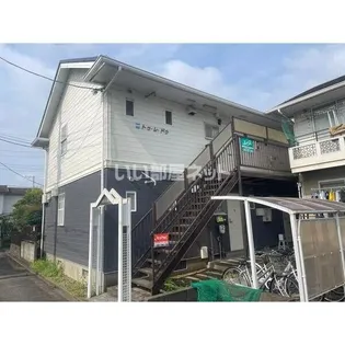 トゥ・レ・ドゥ【1階】の外観