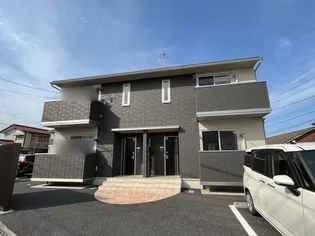 ワイ・ヴィクトワール C【2階】の外観