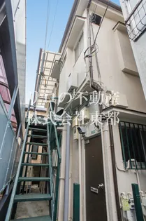 東京都世田谷区砧3【アパート】の外観