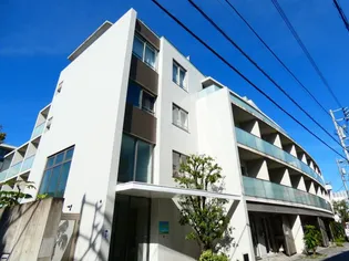 ストーリア神宮前【1階】の外観