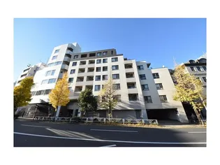 コンフォリア原宿【2階】の外観