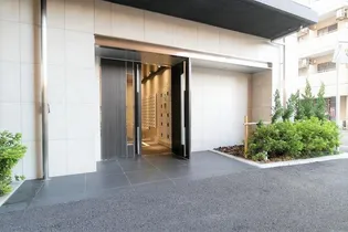 東京都台東区千束3【マンション】の外観