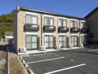 レオパレス秀峰【2階】の外観