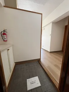 フラッツ浦添【3階】の玄関