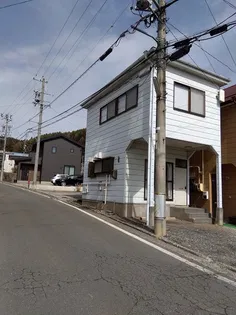 長野県岡谷市長地梨久保2【一戸建】の外観