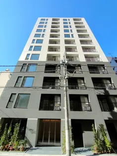 東京都中央区新富1【マンション】の外観