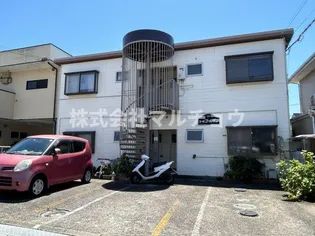 コーポゴールデン【2階】の外観