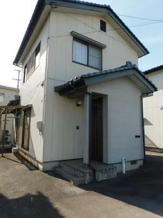 富山県富山市長江本町【一戸建】の外観