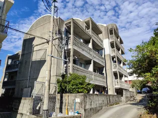 ハッピーライフイン【3階】の外観