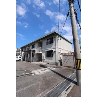 コーポ・アルペラ A・B棟【1階】の外観