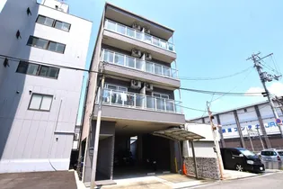 ラオーブII【4階】の外観