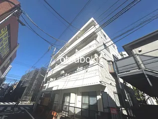 ゴールドクレスト【3階】の外観