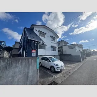 PALL ZONE【2階】の外観